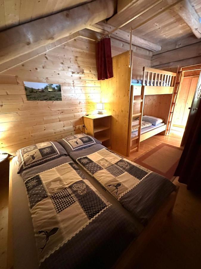 Almhaus Heidi Nockberge Villa Patergassen Buitenkant foto